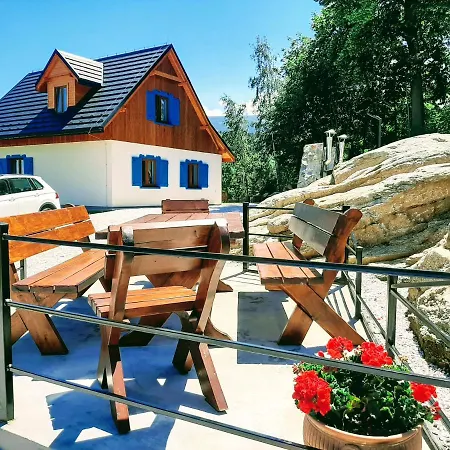 펜션 Kolorowe Karkonosze 셰시에카