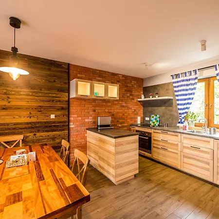 Kolorowe Karkonosze 펜션 *